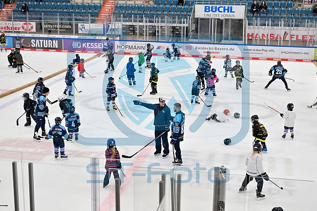 Eishockey, Herren, DEL, Saison 2022-2023, ERC Ingolstadt - Kids On Ice Day, 14.01.2023