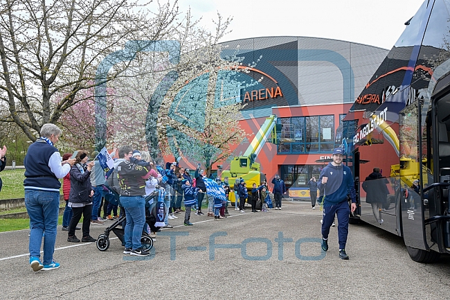 Eishockey, Herren, DEL, Saison 2022-2023, Playoff-Finale - Spiel 1, ERC Ingolstadt - Abfahrt vor Finalspiel 1, 14.04.2023