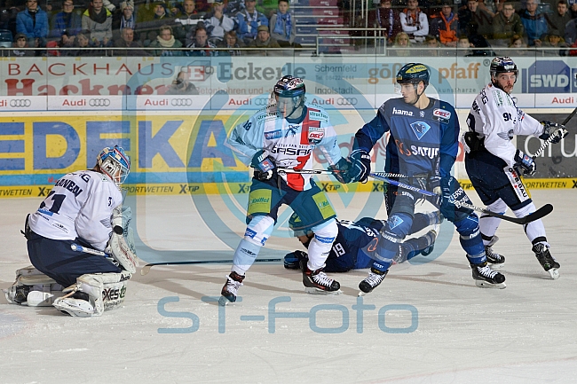 ERC Ingolstadt vs Eisbaeren Berlin, Eishockey, DEL, Deutsche Eishockey Liga, 15.01.2016