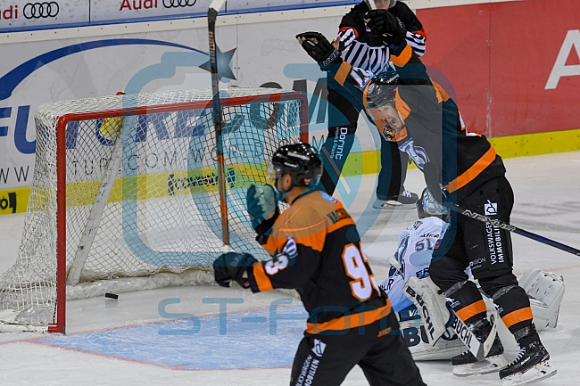 ERC Ingolstadt vs Grizzlys Wolfsburg, Eishockey, DEL, Deutsche Eishockey Liga, Spieltag 7, 03.10.2018 