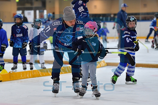 Eishockey, Herren, DEL, Saison 2021-2022, ERC Ingolstadt - Kids on Eis Day, 06.11.2021