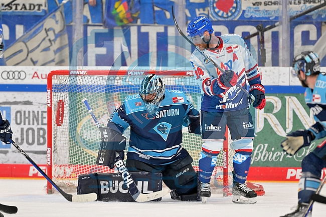 Eishockey, Herren, DEL, Saison 2022-2023, Playoff-Halbfinale - Spiel 3, ERC Ingolstadt - Adler Mannheim, 04.04.2023