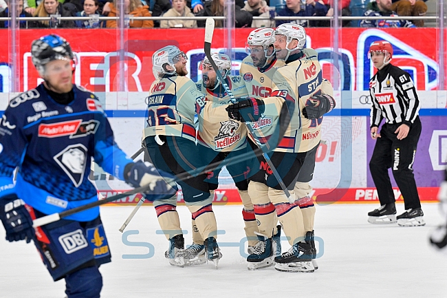Eishockey, Herren, DEL, Saison 2024-2025, Playoffs Viertelfinale, Spiel 1, ERC Ingolstadt - Nürnberg Ice Tigers, 16.03.2025