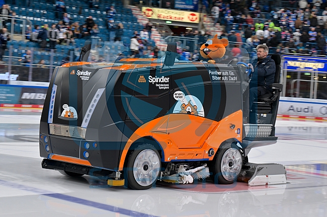 Eishockey, Herren, DEL, Saison 2025-2026, Spiel 21, ERC Ingolstadt - Pinguins Bremerhaven, 23.11.2025