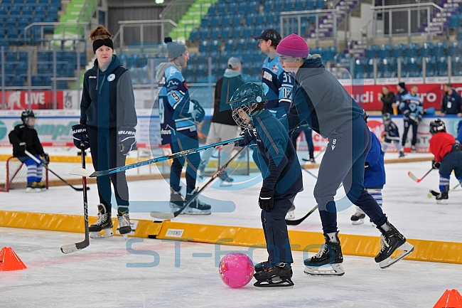 Eishockey, Herren, DEL, Saison 2022-2023, ERC Ingolstadt - Kids On Ice Day, 19.11.2022