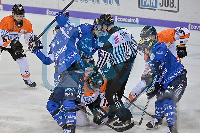 ERC Ingolstadt gegen Grizzlys Wolfsburg Pinguine am 21.12.2018, Spieltag 30