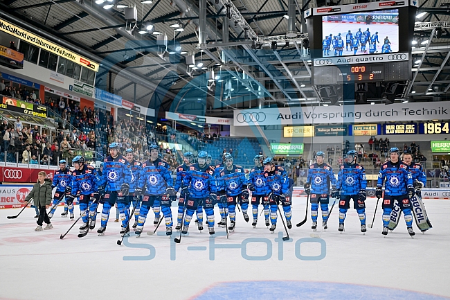 Eishockey, Herren, DEL, Saison 2025-2026, Spiel 21, ERC Ingolstadt - Pinguins Bremerhaven, 23.11.2025
