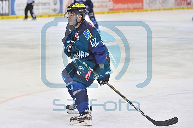 ERC Ingolstadt vs EHC Red Bull Muenchen, Eishockey, DEL, Deutsche Eishockey Liga, 04.12.2015