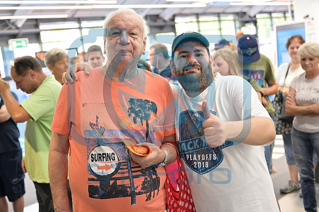 Eishockey, Herren, DEL, Saison 2022-2023, ERC Ingolstadt - Trikotpräsentation, 28.07.2022