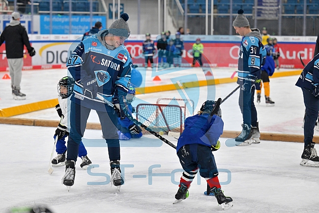 Eishockey, Herren, DEL, Saison 2022-2023, ERC Ingolstadt - Kids On Ice Day, 19.11.2022