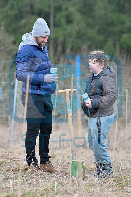 Eishockey, Herren, DEL, Saison 2023-2024, ERC Ingolstadt - Baumpflanzaktion, 02.03.2024