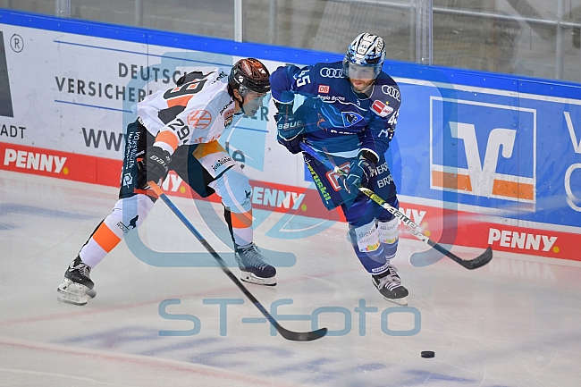Vorbereitung, Gäubodencup, Eishockey, Herren, DEL, Saison 2021-2022, Grizzlys Wolfsburg - ERC Ingolstadt, 13.08.2021
