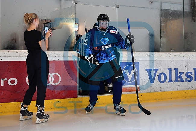 Fantraining mit Co-Trainer Tim Regan (ERC Ingolstadt), Vinschgau Cup, 24.08.2019