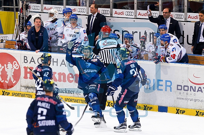 ERC Ingolstadt - Adler Mannheim, Eishockey, DEL, Deutsche Eishockey Liga, Spieltag 47, 24.02.2016