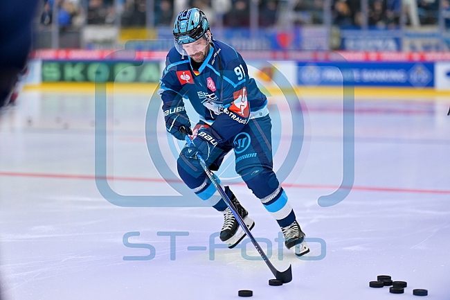 Hockey, Mens, CHL, Season 2025-2026, Quarter-Finals, ERC Ingolstadt - Frölunda Gothenburg, 02.12.2025