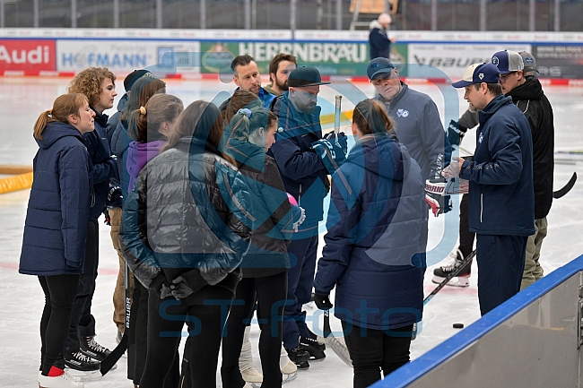 Eishockey, Herren, DEL, Saison 2022-2023, ERC Ingolstadt - Kids On Ice Day, 14.01.2023