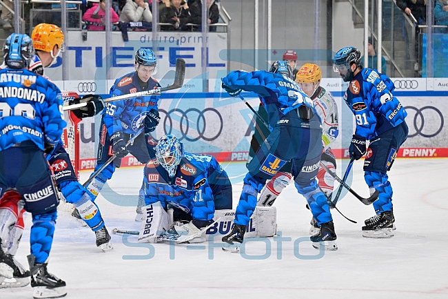 Eishockey, Herren, DEL, Saison 2025-2026, Spiel 21, ERC Ingolstadt - Pinguins Bremerhaven, 23.11.2025