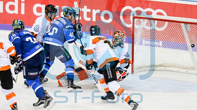 ERC Ingolstadt vs Grizzlys Wolfsburg, Eishockey, DEL, Deutsche Eishockey Liga, Spieltag 12, 13.10.2017