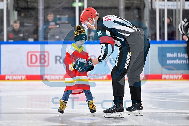 Eishockey, Herren, DEL, Saison 2025-2026, Spiel 26, ERC Ingolstadt - Schwenninger Wild Wings, 07.12.2025