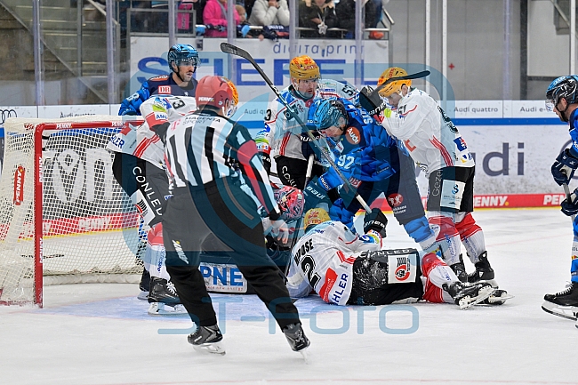 Eishockey, Herren, DEL, Saison 2025-2026, Spiel 21, ERC Ingolstadt - Pinguins Bremerhaven, 23.11.2025