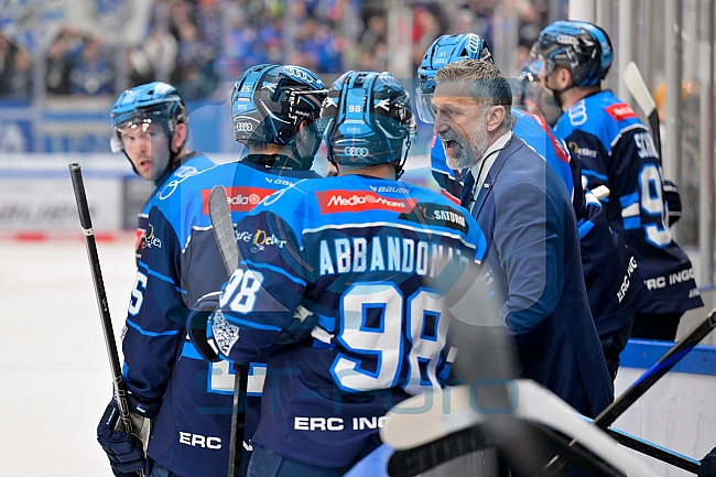 Eishockey, Herren, DEL, Saison 2025-2026, Spiel 35, ERC Ingolstadt - Pinguins Bremerhaven, 02.01.2026