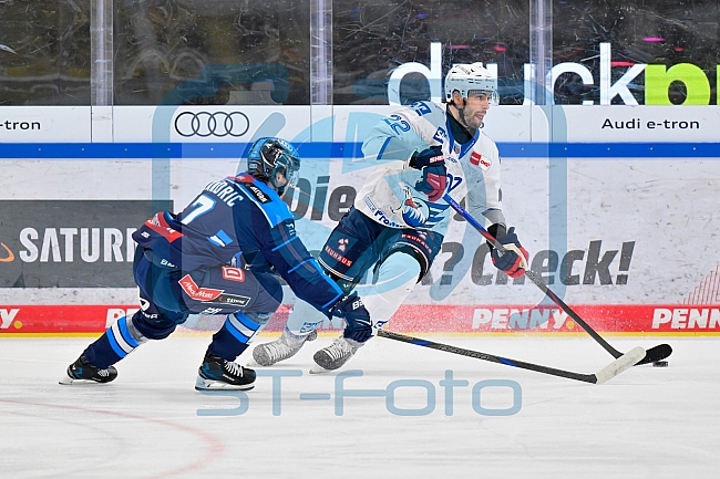 Eishockey, Herren, DEL, Saison 2025-2026, Spiel 14, ERC Ingolstadt - Adler Mannheim, 26.10.2025