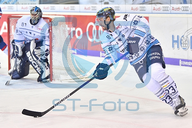 ERC Ingolstadt vs Adler Mannheim, Eishockey, DEL, Deutsche Eishockey Liga, Spieltag 28, 08.12.2017