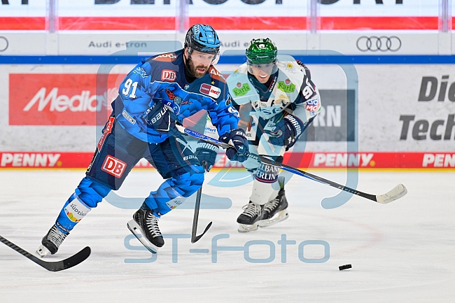 Eishockey, Herren, DEL, Saison 2025-2026, Spiel 29, ERC Ingolstadt - Eisbären Berlin, 18.12.2025