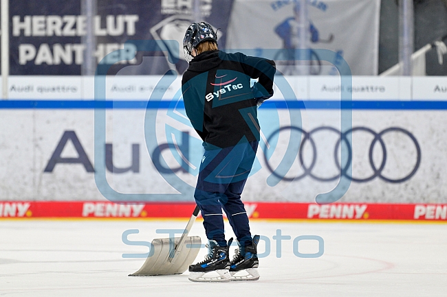 Eishockey, Herren, DEL, Saison 2025-2026, Playoffs Halbfinale, Spiel 1, ERC Ingolstadt - Iserlohn Roosters, 12.09.2025