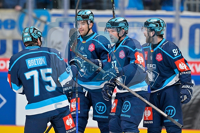 Hockey, Mens, CHL, Season 2025-2026, Regular Season, Round of 16, ERC Ingolstadt - EC Red Bull Salzburg, 12.11.2025