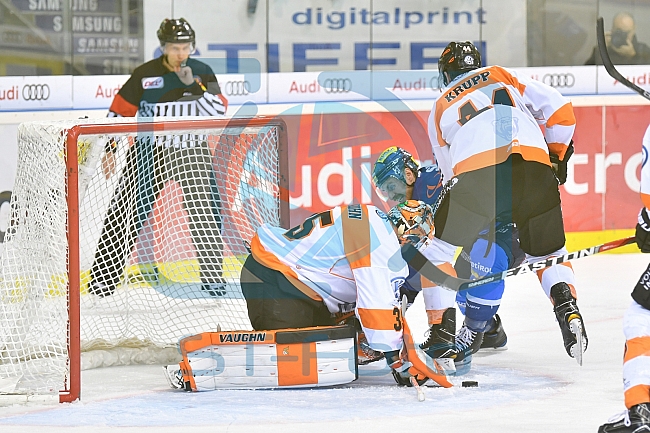 ERC Ingolstadt vs Grizzlys Wolfsburg, Eishockey, DEL, Deutsche Eishockey Liga, Spieltag 38, 03.01.2018