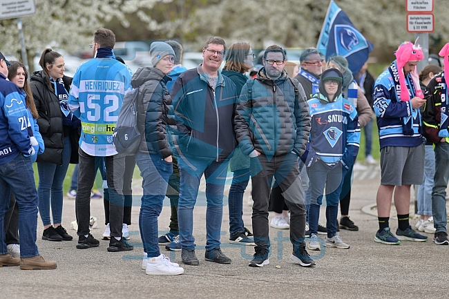 Eishockey, Herren, DEL, Saison 2022-2023, Playoff-Finale - Spiel 1, ERC Ingolstadt - Abfahrt vor Finalspiel 1, 14.04.2023