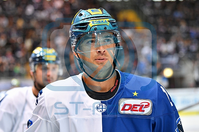 EHC Red Bull Muenchen - ERC Ingolstadt, Eishockey, DEL, Deutsche Eishockey Liga, Spieltag 2, 10.09.2017