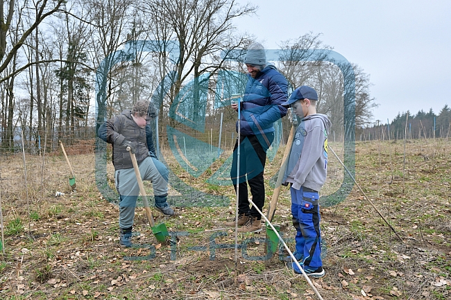 Eishockey, Herren, DEL, Saison 2023-2024, ERC Ingolstadt - Baumpflanzaktion, 02.03.2024