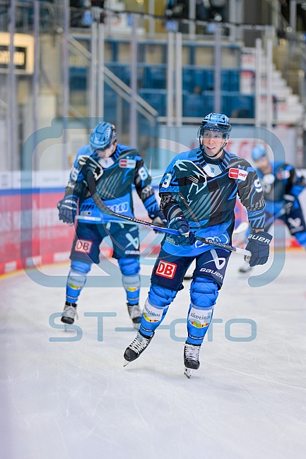 Eishockey, Herren, DEL, Saison 2025-2026, Playoffs Halbfinale, Spiel 5, ERC Ingolstadt - EHC Red Bull München, 25.09.2025