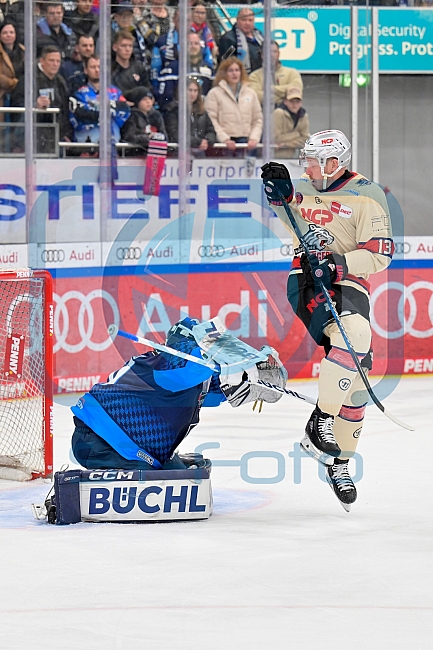 Eishockey, Herren, DEL, Saison 2024-2025, Playoffs Viertelfinale, Spiel 3, ERC Ingolstadt - Nürnberg Ice Tigers, 21.03.2025