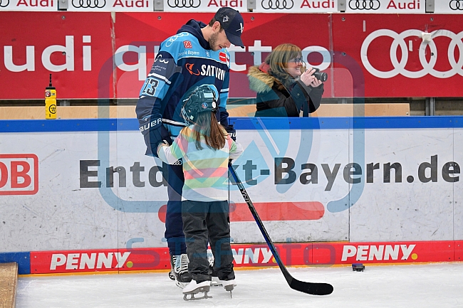 Eishockey, Herren, DEL, Saison 2022-2023, ERC Ingolstadt - Kids On Ice Day, 19.11.2022