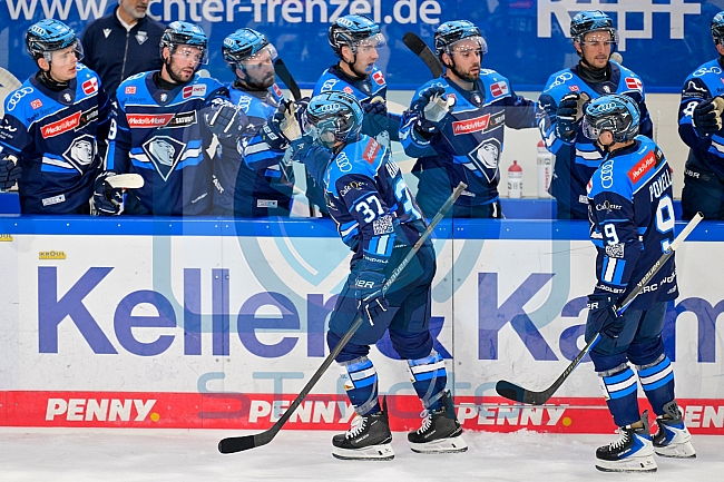 Eishockey, Herren, DEL, Saison 2025-2026, Gäubodenvolksfest-Cup 2025, Spiel 1, Nürnberg Ice Tigers - ERC Ingolstadt, 15.08.2025