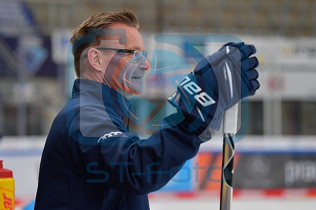Eishockey, Herren, DEL, Saison 2021-2022, ERC Ingolstadt - Showtraining, 27.02.2022