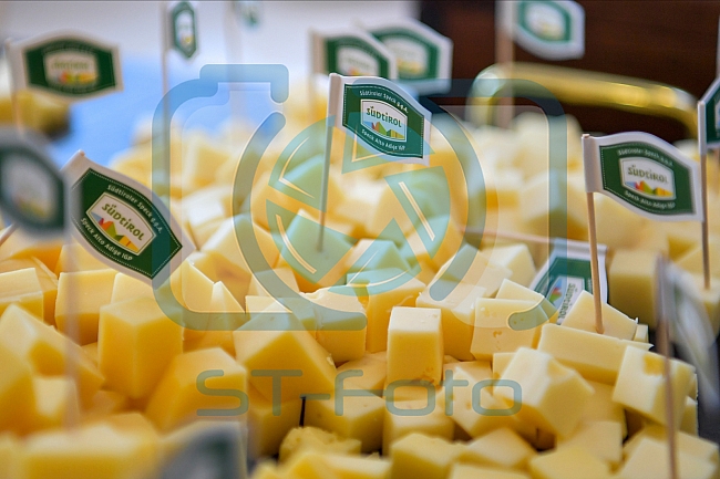 ERC Ingolstadt vs Krefeld Pinguine, DEL, Deutsche Eishockey Liga, Spieltag 39, 19.01.2020