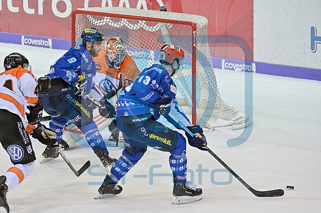 ERC Ingolstadt gegen Grizzlys Wolfsburg Pinguine am 21.12.2018, Spieltag 30
