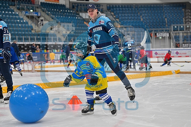 Eishockey, Herren, DEL, Saison 2022-2023, ERC Ingolstadt - Kids On Ice Day, 19.11.2022