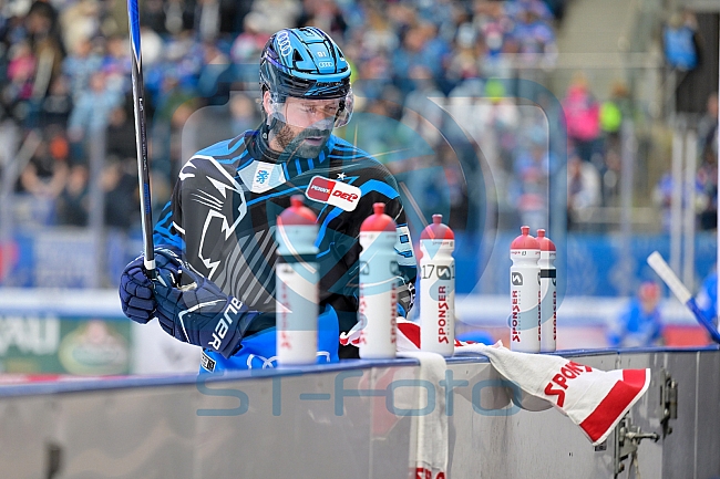 Eishockey, Herren, DEL, Saison 2025-2026, Spiel 26, ERC Ingolstadt - Schwenninger Wild Wings, 07.12.2025