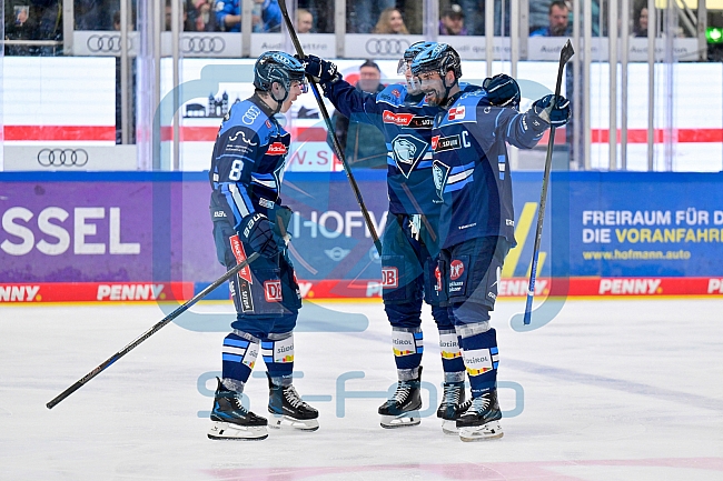Eishockey, Herren, DEL, Saison 2025-2026, Playoffs, Viertelfinale, Spiel 6, ERC Ingolstadt - EHC Red Bull München, 04.04.2026