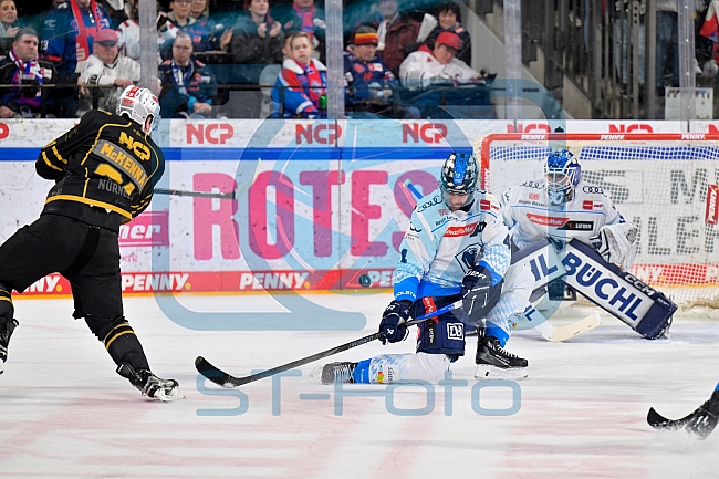 Eishockey, Herren, DEL, Saison 2024-2025, Playoffs Viertelfinale, Spiel 1, Nürnberg Ice Tigers - ERC Ingolstadt, 18.03.2025