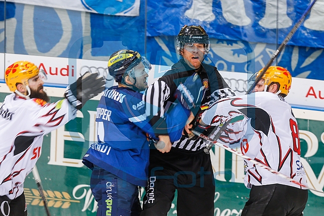 ERC Ingolstadt - Fischtown Pinguins Bremerhaven,, Eishockey, DEL, Deutsche Eishockey Liga, Preplayoff, Spiel 1, 01.03.2016