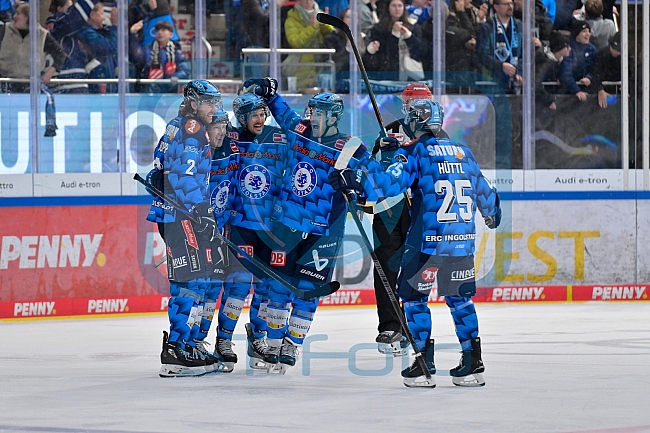Eishockey, Herren, DEL, Saison 2025-2026, Spiel 26, ERC Ingolstadt - Schwenninger Wild Wings, 07.12.2025