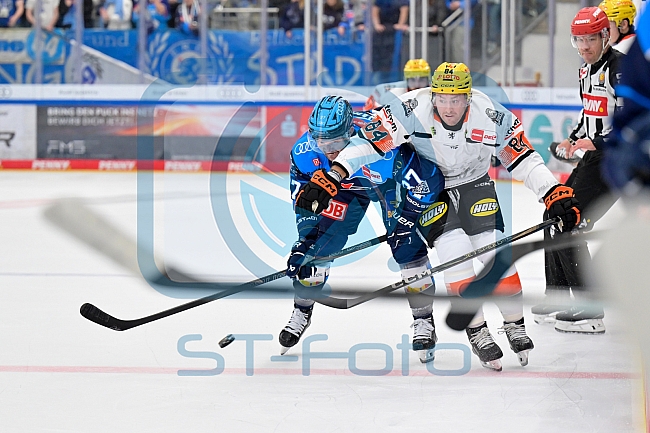 Eishockey, Herren, DEL, Saison 2025-2026, Spiel 10, ERC Ingolstadt - Löwen Frankfurt, 12.10.2025