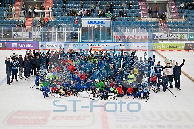 Eishockey, Herren, DEL, Saison 2022-2023, ERC Ingolstadt - Kids On Ice Day, 19.11.2022