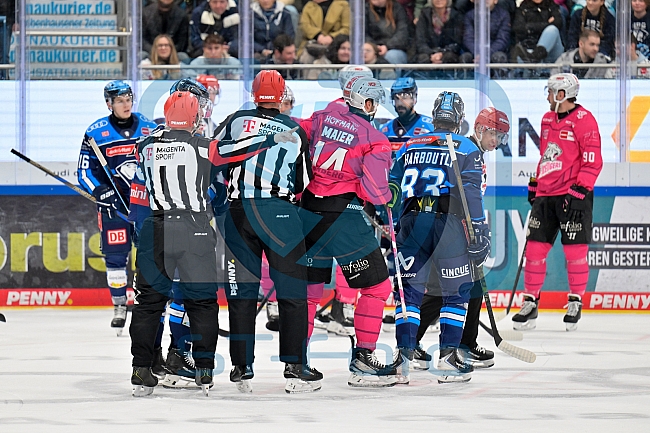 Eishockey, Herren, DEL, Saison 2025-2026, Spiel 11, ERC Ingolstadt - Nürnberg Ice Tigers, 17.10.2025